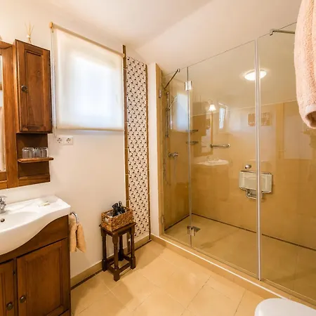 Csiszarhegyi Vadaszhaz Bed & Breakfast