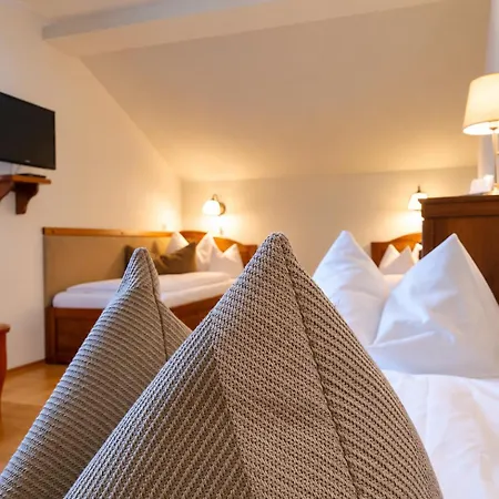 Csiszarhegyi Vadaszhaz Bed & Breakfast Karad
