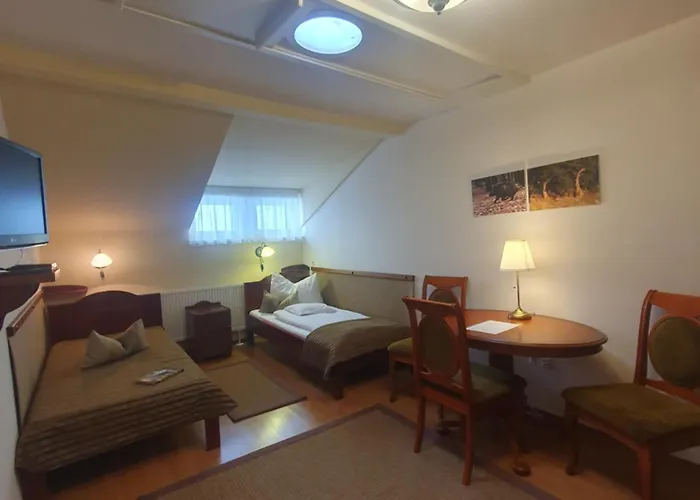 Csiszarhegyi Vadaszhaz *