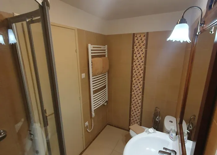 Bed and Breakfast Csiszarhegyi Vadaszhaz Karád